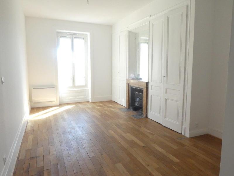 appartement 2 pièces - VILLEURBANNE