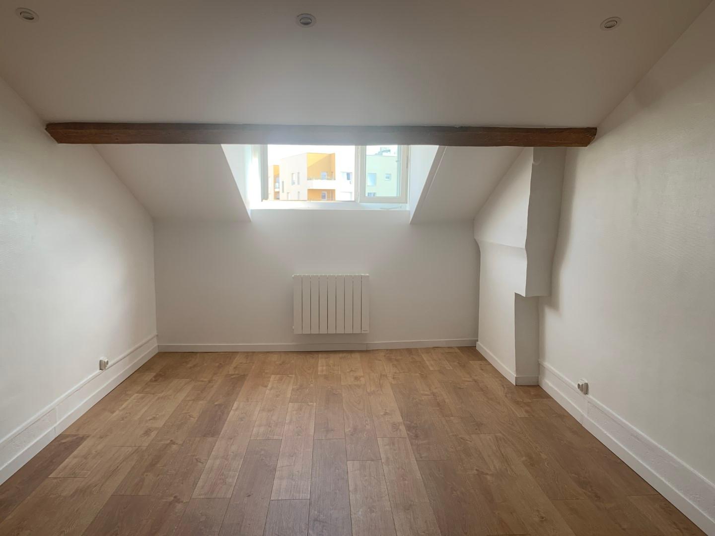 appartement 1 pièces - VILLEURBANNE
