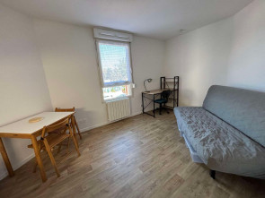 Appartement rénové en Location à Lyon / 1 pièce 19m2